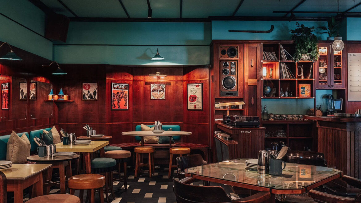 When Psychology Drives Performance: The Digital Lessons Hidden in Dishoom's Dice Strategy